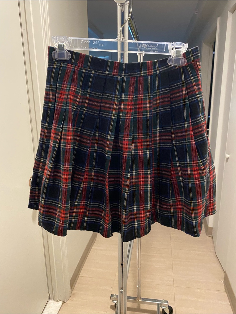 ROMWE Navy, Red & Green Plaid Pleated Mini Skirt